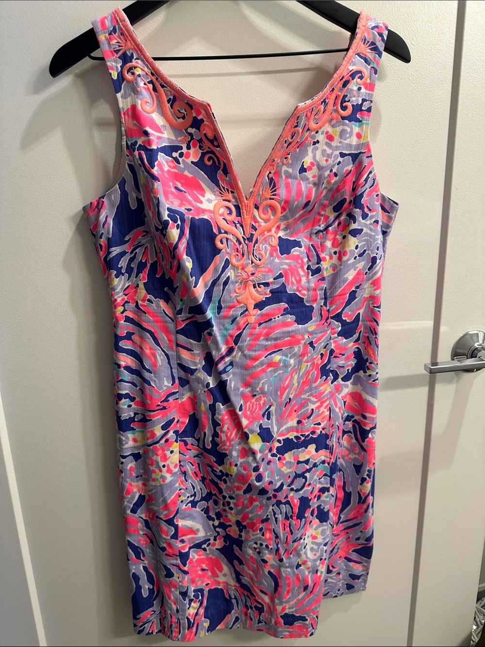 Lilly Pulitzer Neon Pink & Navy Embroidered V‑Neck Sleeveless Dress